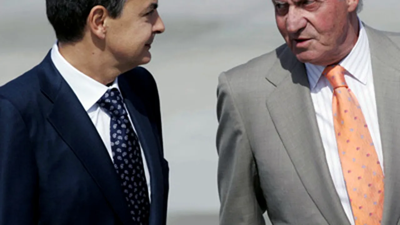 Regele Juan Carlos şi premierul Zapatero asistă la finala Euro-2008