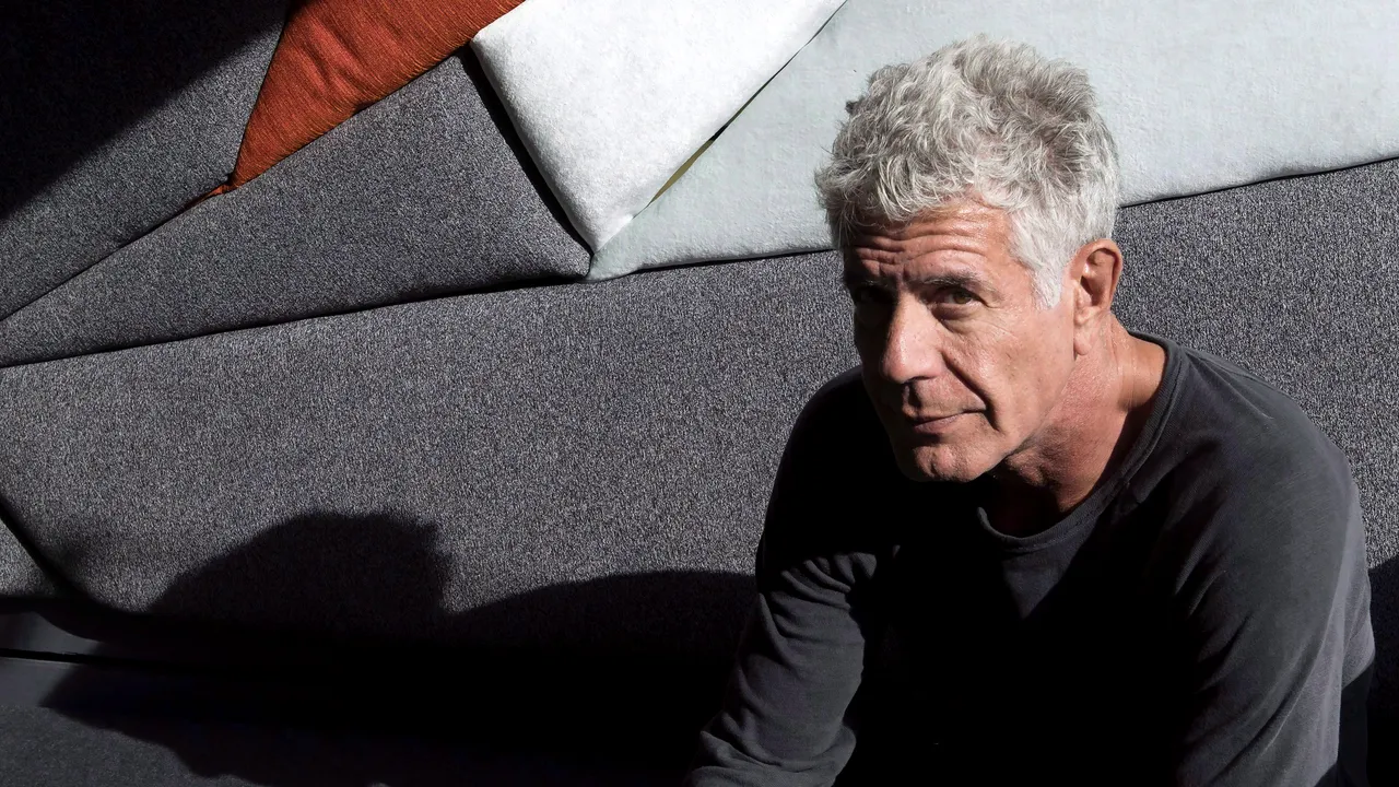 CNN a retras episoadele emisiunii „Anthony Bourdain: Parts Unknown” legate de Asia Argento
