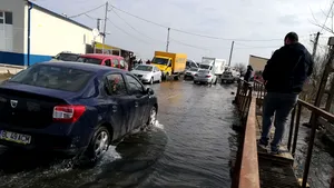 Potop în Piteşti: mai multe instituţii, între care Curtea de Apel, au fost inundate