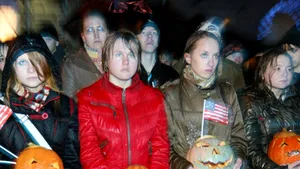 Manifestaţie împotriva politicii externe americane în faţa ambasadei SUA la Moscova