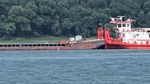 Operațiunea de scufundare a celor patru barje în Dunăre s-a încheiat cu succes