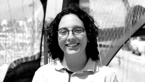 Navigatoarea olimpică tunisiană Eya Guezguez, de doar 17 ani, a murit în timp ce se antrena pe mare