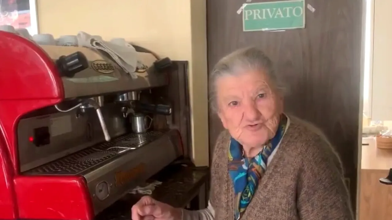 Anna, „barista eternă” a Italiei: La 101 ani servește cafea și bună dispoziție pe malul Lacului Maggiore