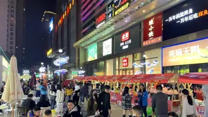 Anul Nou Lunar scoate China de sub paloarea Covid
