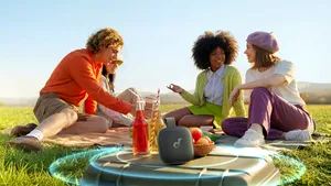 Cele mai bune gadgeturi pentru aventurile tale de vară la munte sau la mare
