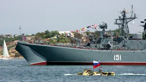 MONITORUL APĂRĂRII | Rusia desfăşoară exerciţii militare de amploare, cu lansări de rachete, în Marea Neagră şi în mai multe regiuni