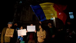 Proteste în Capitală şi în mai multe oraşe din ţară faţă de votul pentru Şova