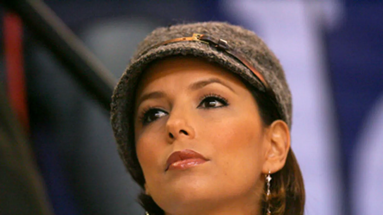 Eva Longoria duce o viaţă de femeie casnică (Galerie foto)