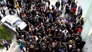 Peste 72.000 de români au plecat în primul semestru al anului să muncească în străinătate