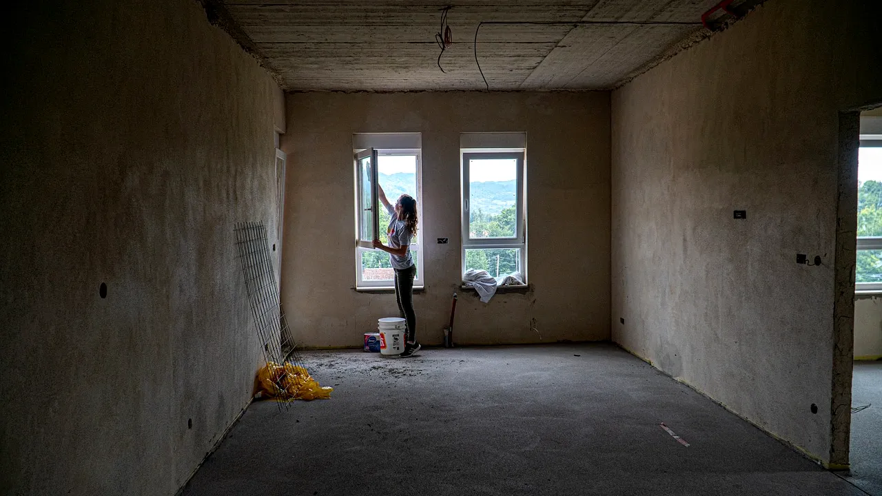 Cu ce cureţi murdăria de la construcţie de pe termopan