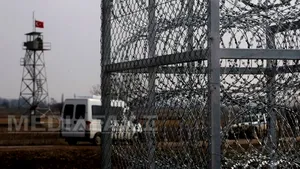 Bulgaria renunţă la reinstalarea gardurilor de sârmă ghimpată la frontiera cu Turcia