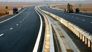 Consiliul Concurenţei a amendat cinci firme cu 3 milioane lei, pentru trucarea unei licitaţii CNADNR