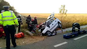 Accident GRAV în Dolj. Patru persoane au murit, după ce maşina în care se aflau a intrat într-un cap de pod