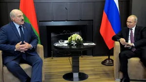 Lukaşenko denunţă la întâlnirea cu Putin acţiuni destabilizatoare, pe fondul presiunilor vestului / Putin îi oferă sprijin împotriva Occidentului: „Izbucniri de emoţii”
