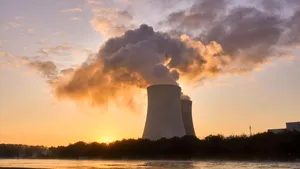 Controversă uriașă. Cea mai mare centrală nucleară din lume, aflată într-o zonă seismică foarte activă, se redeschide după 15 ani