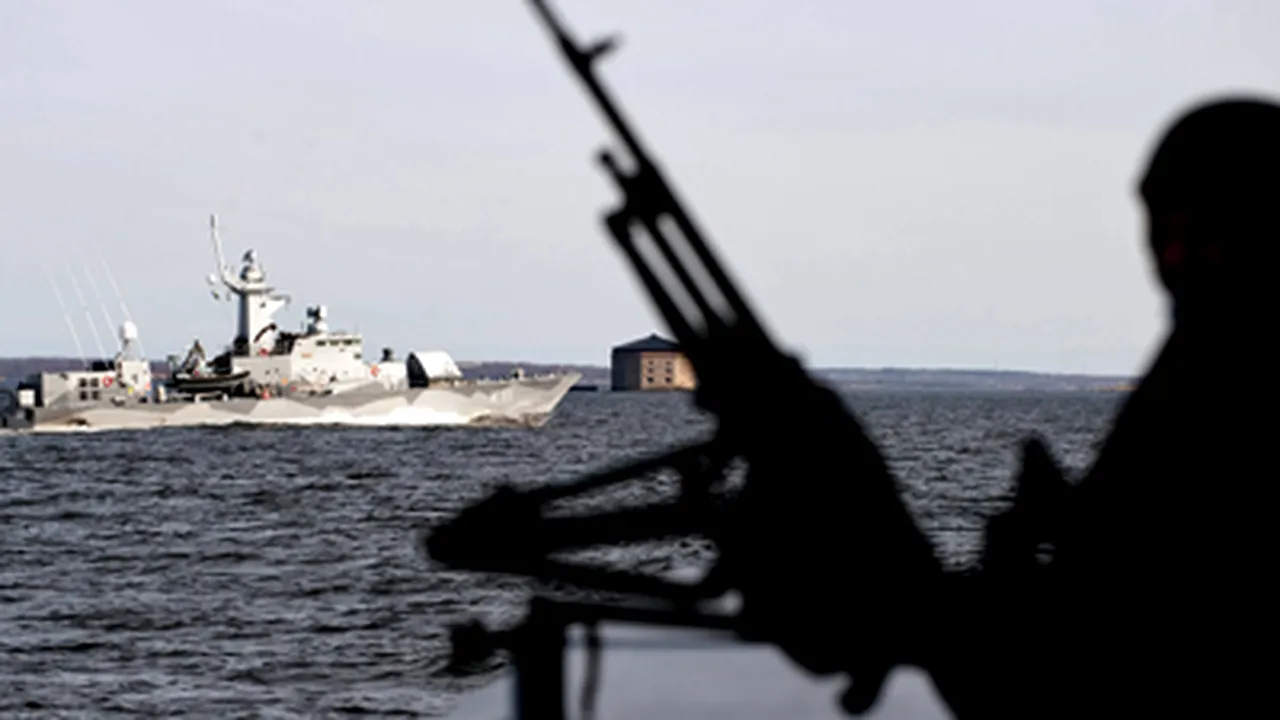 Aproximativ 5.000 de piraţi acţionează în largul coastelor Somaliei