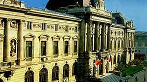 BNR ar putea înfiinţa o divizie de gestionare a crizei