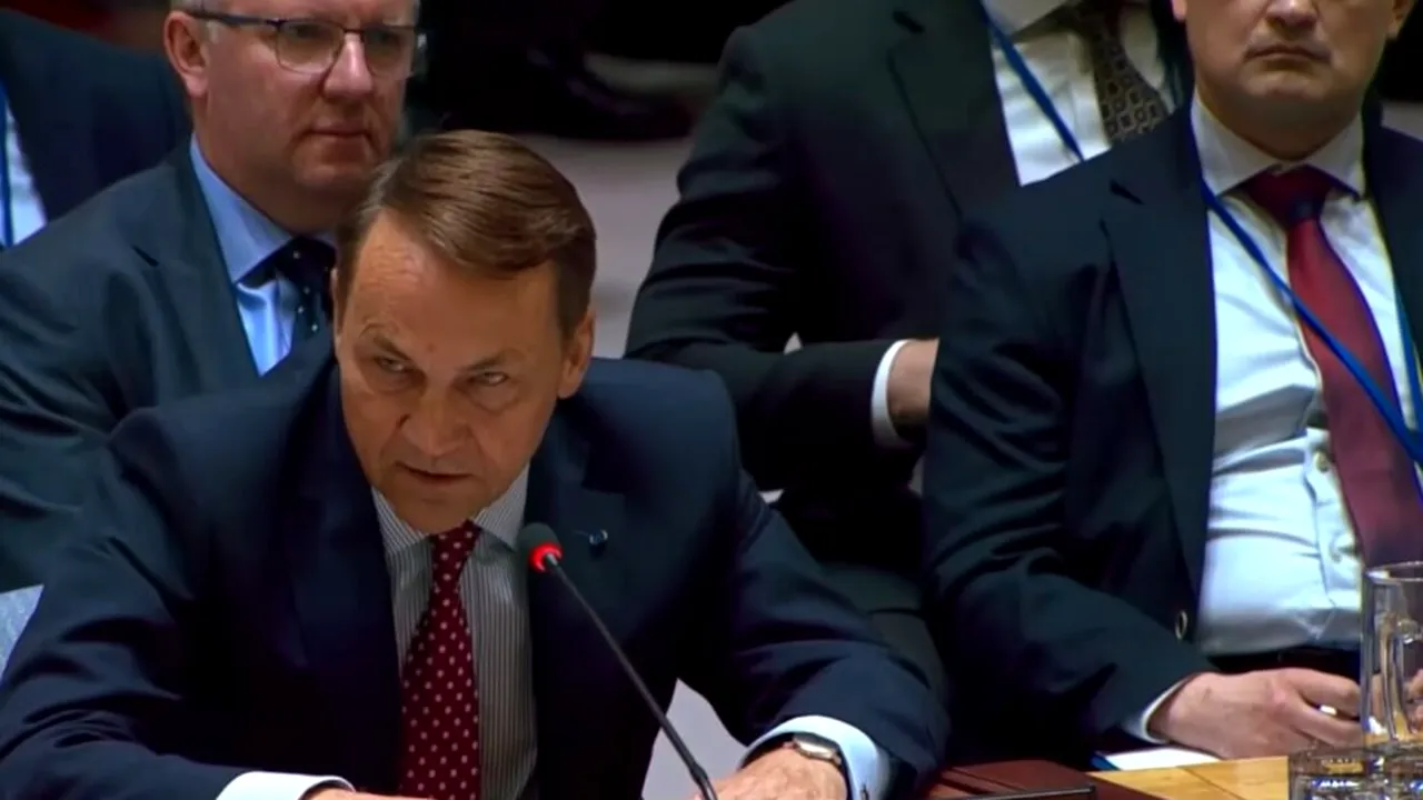 „Spune-i șefului tău: ajunge!” Momentul în care ministrul polonez de Externe îl confruntă pe Lavrov la ONU