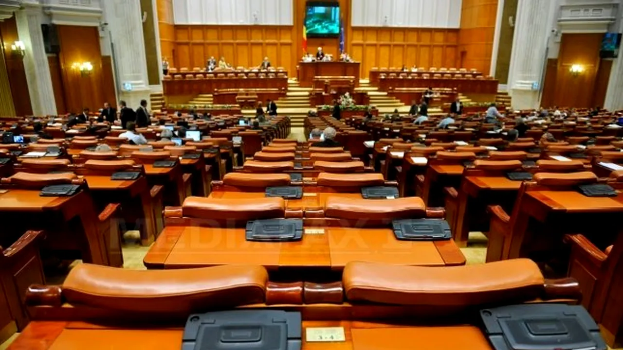 Camera Deputaţilor: Modificări la articolul din Regulament privind atribuţiile vicepreşedinţilor