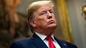Donald Trump distribuie un videoclip AI despre Gaza, cu statui aurii şi lux opulent