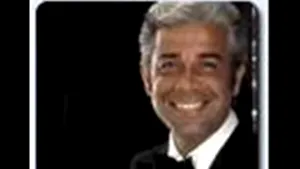 Cântăreţul Jerry Vale, cunoscut pentru melodia 