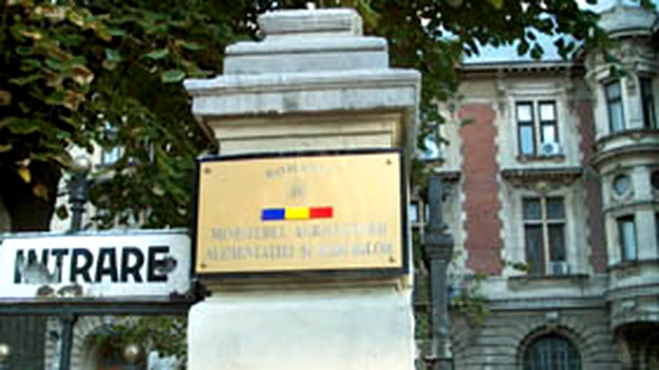Agricultorii protestează în faţa Ministerului Agriculturii solicitând majorarea subvenţiilor