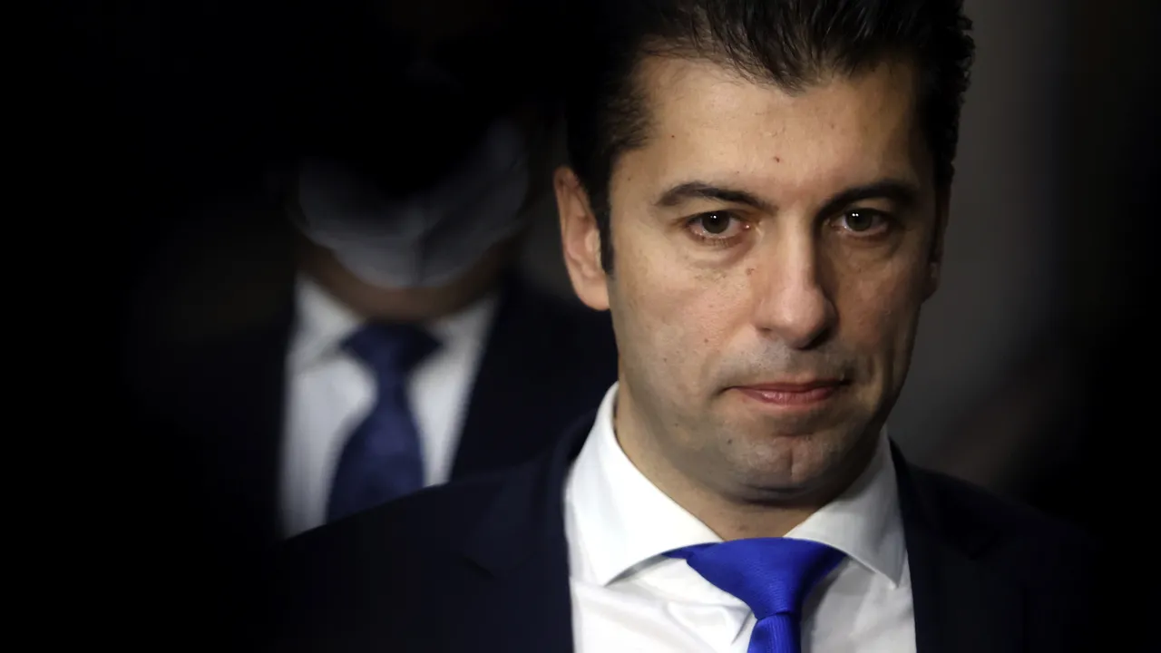 Bulgaria va lua în considerare cererea Ucrainei de a repara maşini militare grele