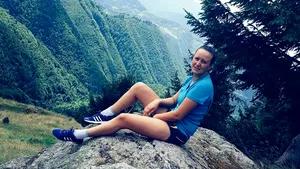 Moment şocant în fotbalul românesc: Arbitrul Alisa Neaţă, la spital după ce a fost lovită de un jucător în timpul unui meci din liga a patra