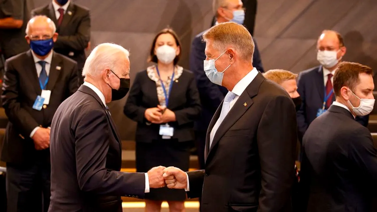 Klaus Iohannis s-a întâlnit de două ori cu Joe Biden şi l-a invitat la Bucureşti