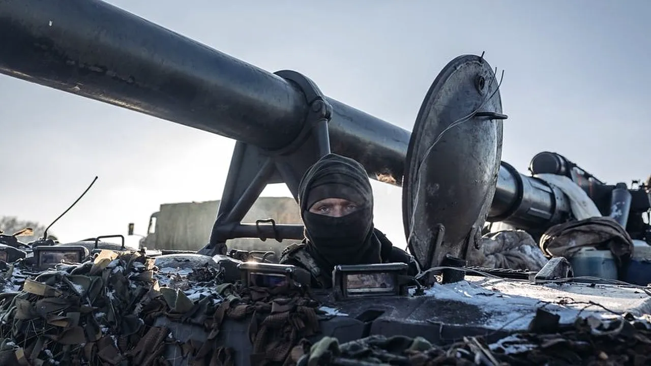 LIVE TEXT Războiul din Ucraina, ziua 337. Zelensky: „Putin este un nimeni pentru mine” / Producătorul Bayraktar donează două drone forţelor armate / Potrivit Kievului, Rusia se pregăteşte de un atac masiv / Drone doborâte de apărarea antiaeriană a Ucrainei deasupra capitalei şi în alte regiuni 