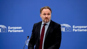 Comisia Europeană cere cetățenilor să lucreze de acasă și să reducă deplasările, pe fondul crizei petrolului