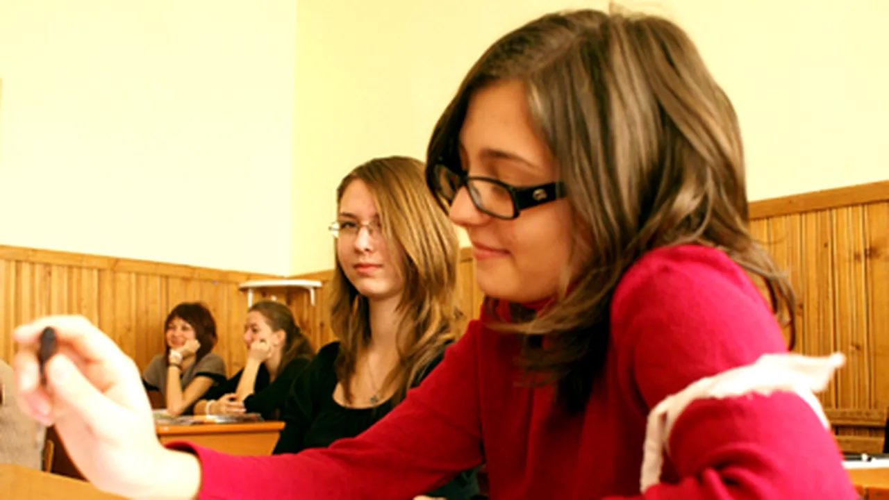 Romanian Compulsory Education To Take 10 Years Under New Education Law