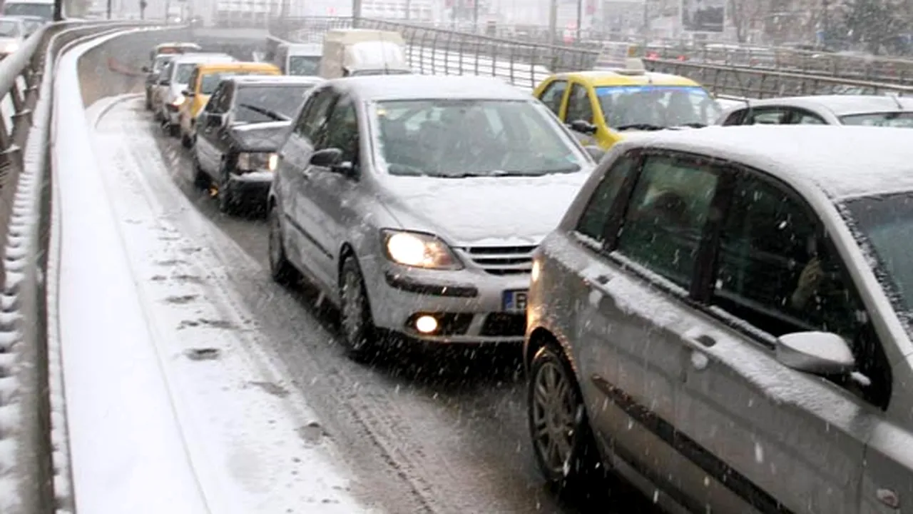 Traficul rutier îngreunat în Capitală, Colentina şi Drumul Taberei, printre cele mai aglomerate zone