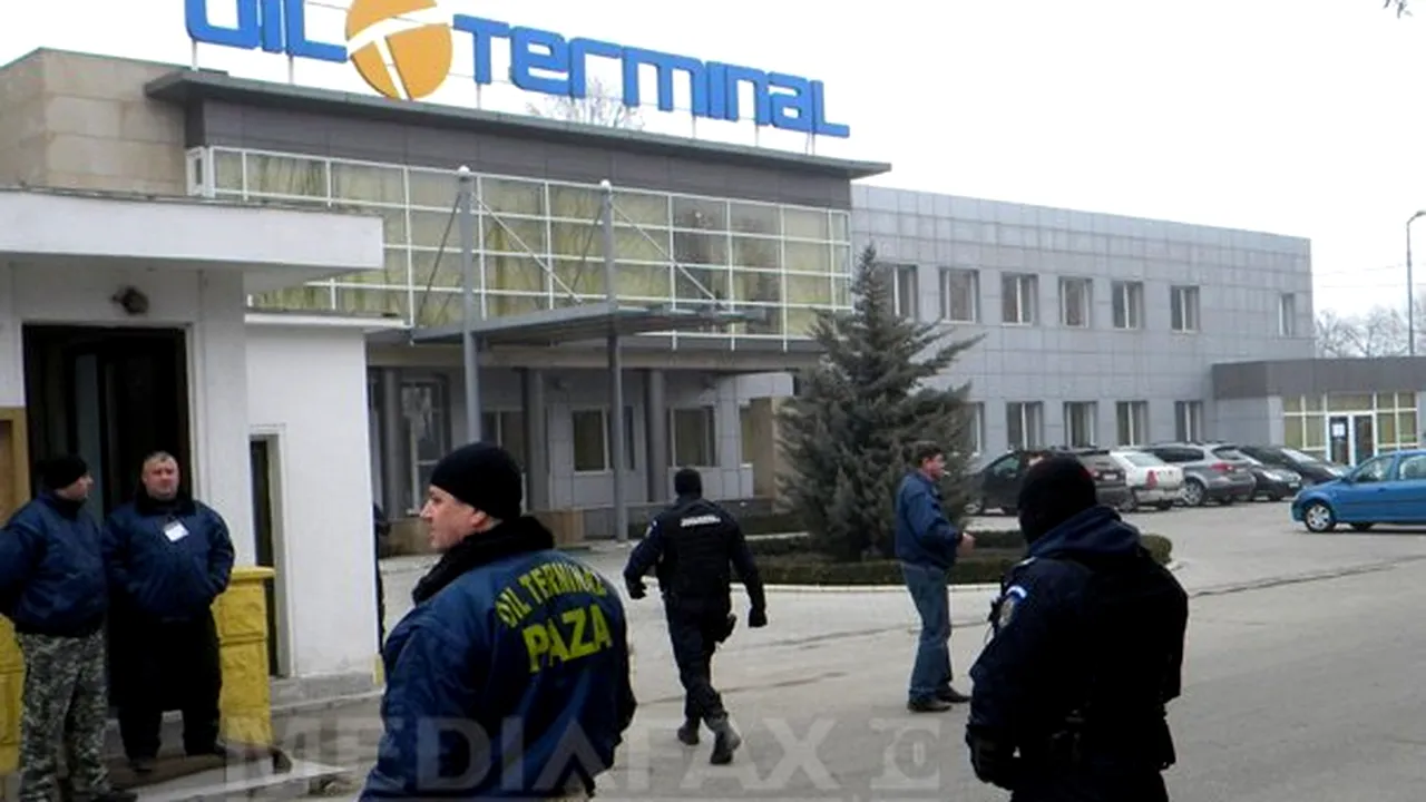 Grevă la Oil Terminal Constanţa, angajaţii cer majorarea salariilor