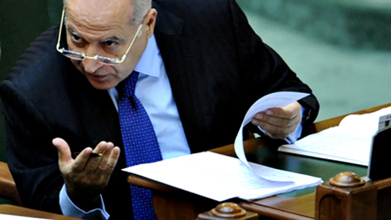 Voiculescu: Traiane, ai venit cu Stolojan în 2004 la Grivco, fără presă. Cine stătea în capul mesei?