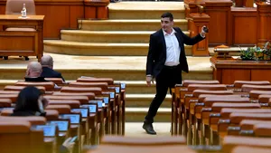 George Simion, către un deputat liberal: Ăsta micul, care respiră greu, de la PNL