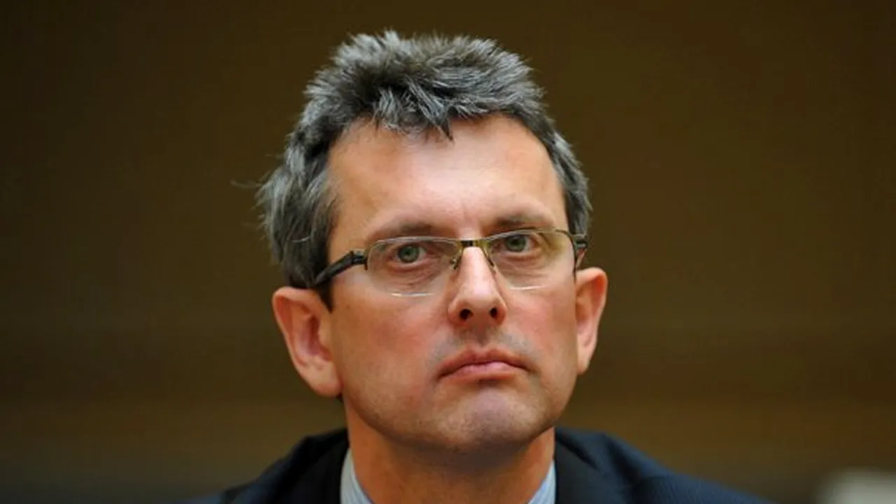 România ar trebui să evite experimentele fiscale și să adopte modele funcționale ale altor țări, spune economistul șef al BNR