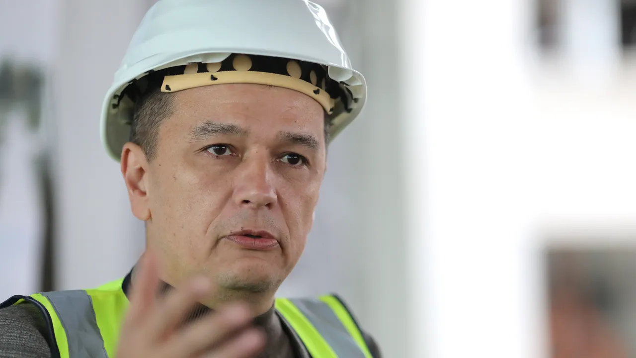 Grindeanu, pe A0 pentru a vedea câţi kilometri pot fi daţi în trafic până la sfârşitul anului