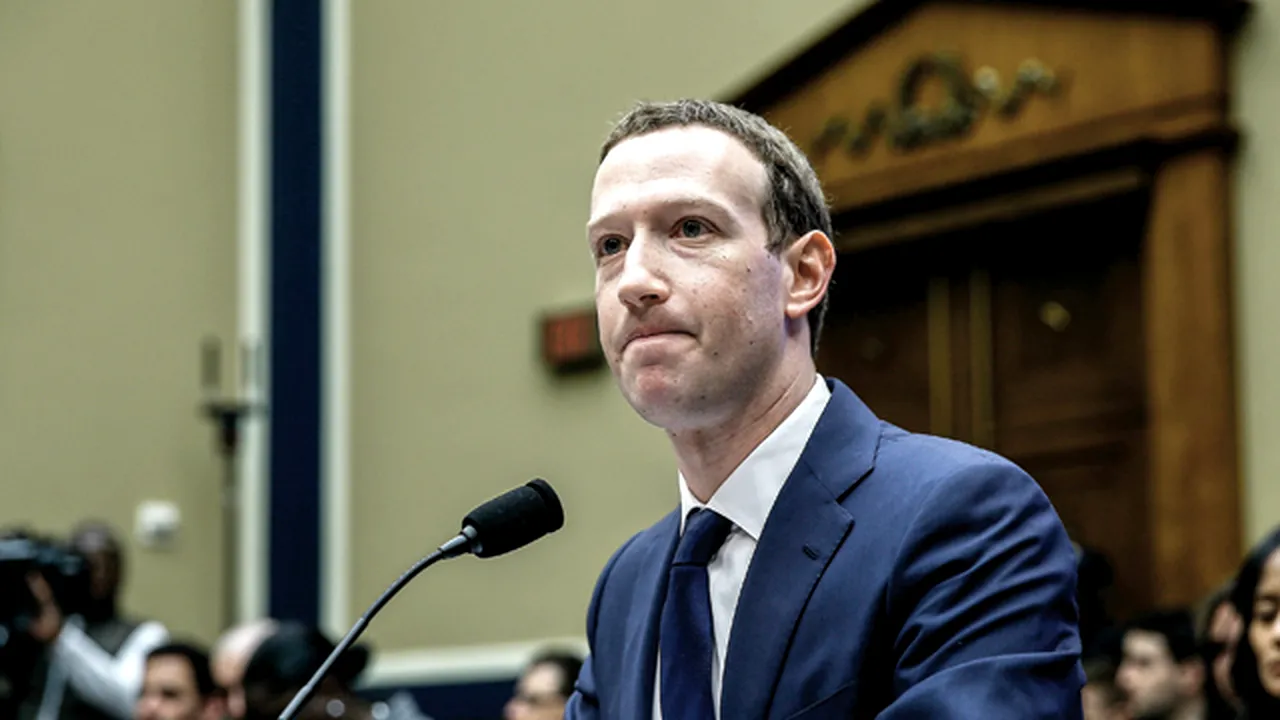 Financial Times: Comisia Europeană va obliga companii precum Facebook, YouTube şi Twitter să elimine propaganda teroristă şi extremistă/ 