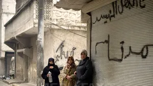 Aproape toată Siria a rămas fără curent electric, în urma unui atentat, a anunţat un ministru