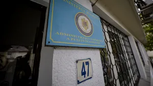 Protest al poliţiştilor de penitenciare: Puşcăriile sunt adevărate „şcoli de criminalitate”