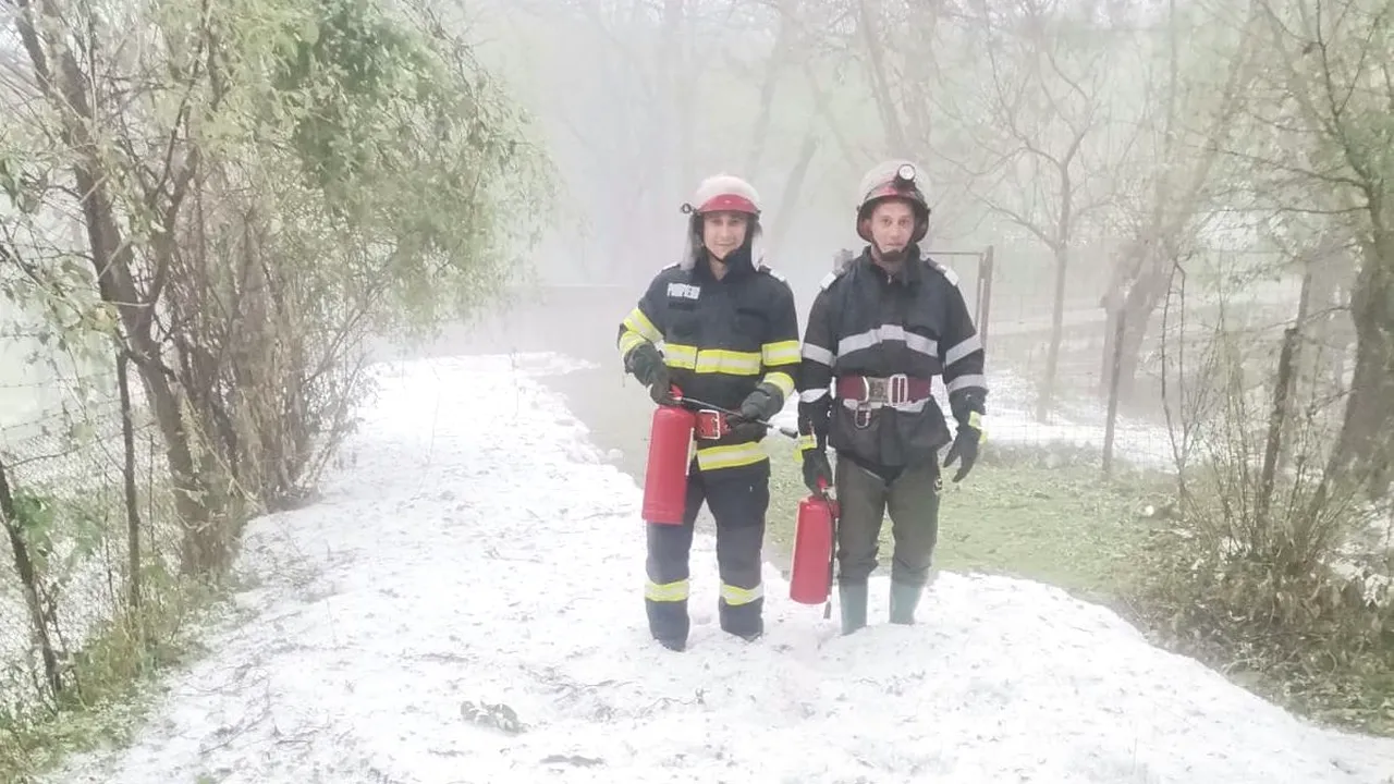 VIDEO La Gura Humorului, grindina a făcut ravagii
