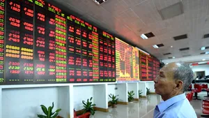 Bursa din China a închis în declin cu 1,3%, în pofida reducerii dobânzii cheie