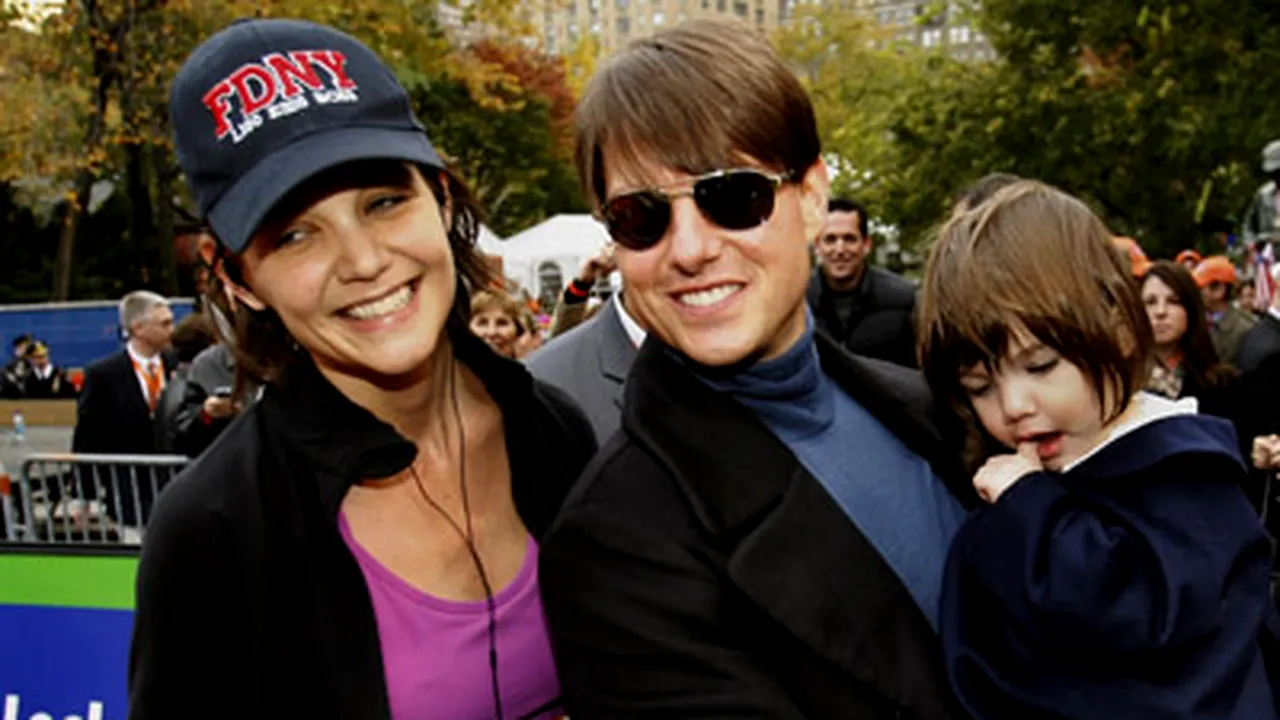 Tom Cruise a cheltuit un milion de dolari pe educaţia fiicei sale