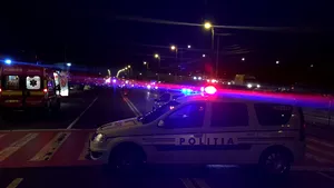 Accident între trei TIR-uri pe Valea Oltului. Traficul se desfăşoară pe un singur fir