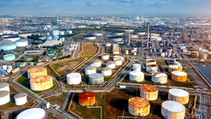 După doi ani de restricții, OPEC+ crește din nou producția de petrol. Ce înseamnă decizia pentru piața mondială?