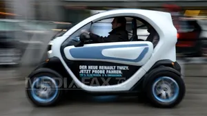 Maşina electrică Renault Twizy, disponibilă în România. Cum arată modelul ale cărui preţuri încep de la 7000 de euro - FOTO
