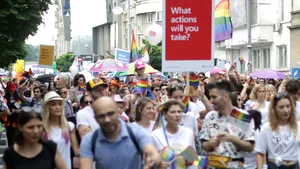 Scandal cu privire la organizarea Marşului LGBT din Bucureşti. Asociaţia ACCEPT acuză Primăria de cenzură de tip Viktor Orban