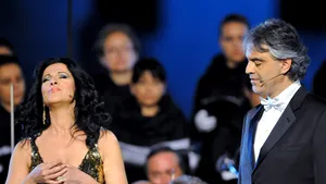 Angela Gheorghiu şi Andrea Bocelli au susţinut un concert la Colosseumul din Roma - VIDEO
