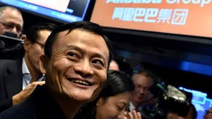 Chinezii au „spart” 10 miliarde de lei, în prima oră a Singles' Day. Alibaba, marele câştigător/ Startul evenimentului, dat de artiştii Cirque du Soleil